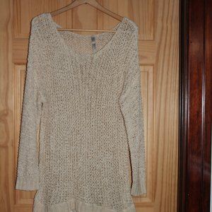 Entro Women's Open Knit Woven Tunic / Sweater with Lace Trim